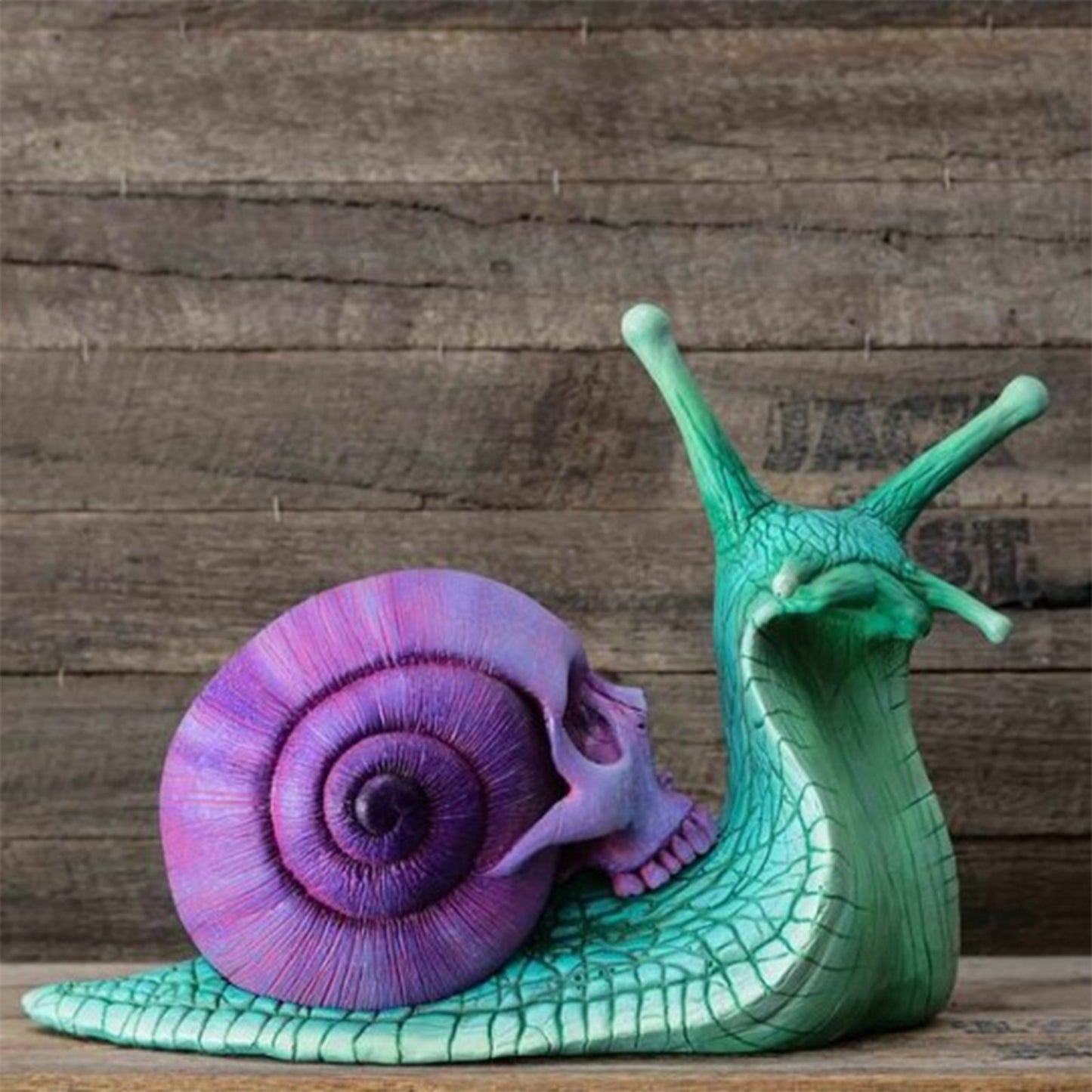 Gothic Snail Skull Sculpture – Unique Home & Patio Decor